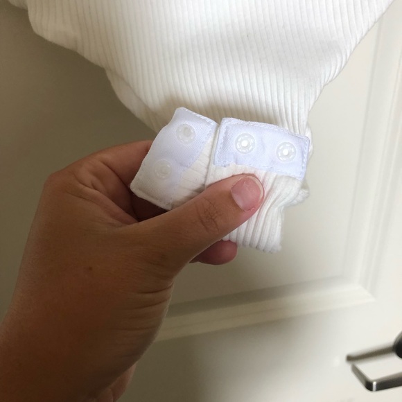 WHITE Clove Tie Up Bodysuit - Picture 9 of 9